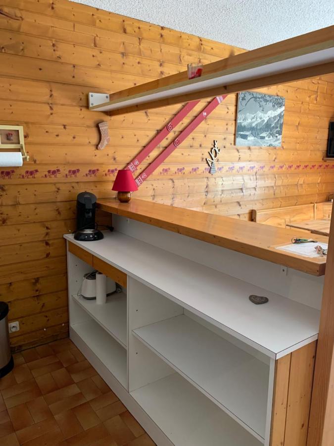 155 Piste Dans Mon Canape Châtel Exteriér fotografie