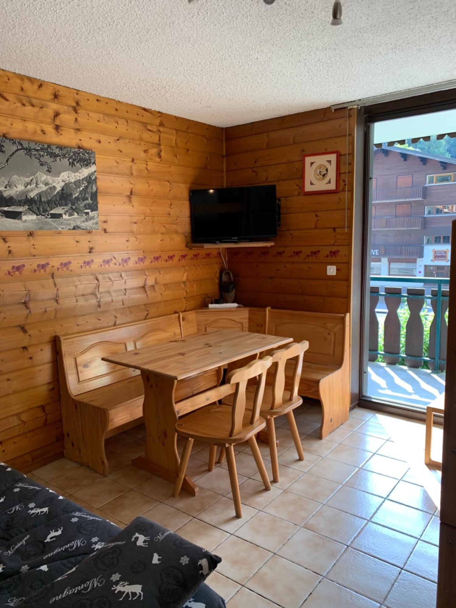 155 Piste Dans Mon Canape Châtel Exteriér fotografie